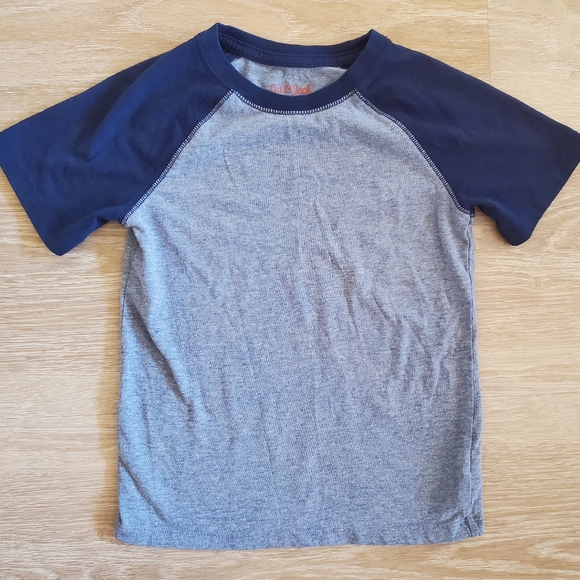 Cat & Jack Other - Cat & Jack Boys' Blue & Gray Short-Sleeve T-shirt - 5T